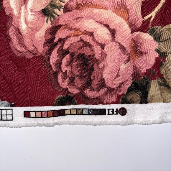 Richloom Brick Red Floral Rose Fabric Woven Home Decor 1 Yard 53.5 Width - Picture 7 of 9